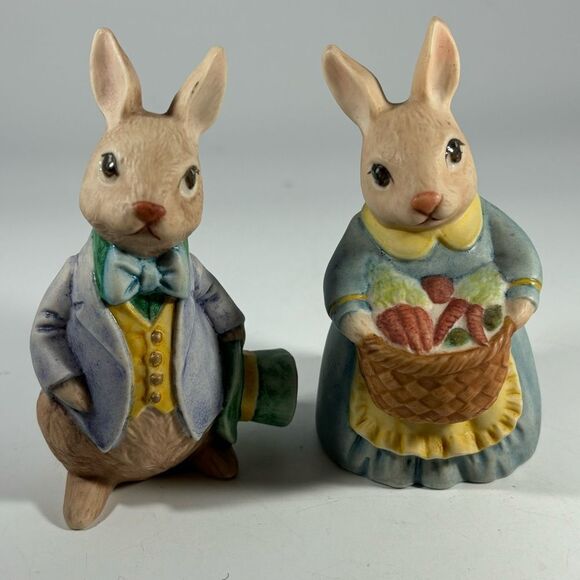 Vintage‎ 4” Mr & Mrs Bunny. Anna Mold , Collectables . By:Ron Figurines - Picture 1 of 3